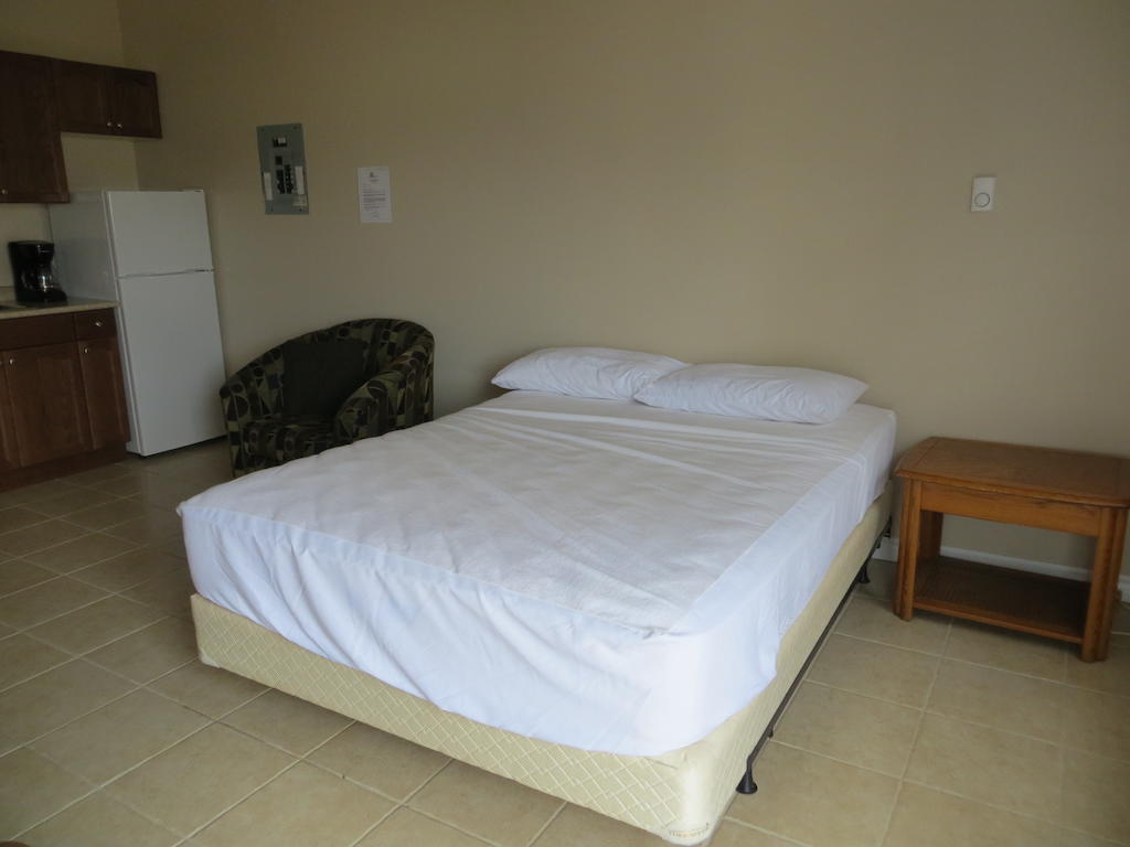 Halls Cottages Honey Harbor 部屋 写真